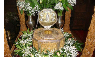 Η τιμία Κάρα του Αγίου Χαραλάμπους στην πόλη της Καλαμπάκας.