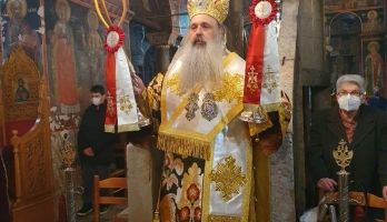 Ο Σεβ. κ.Θεόκλητος στον Βυζαντινό ναό της Παναγίας Καλαμπάκας.